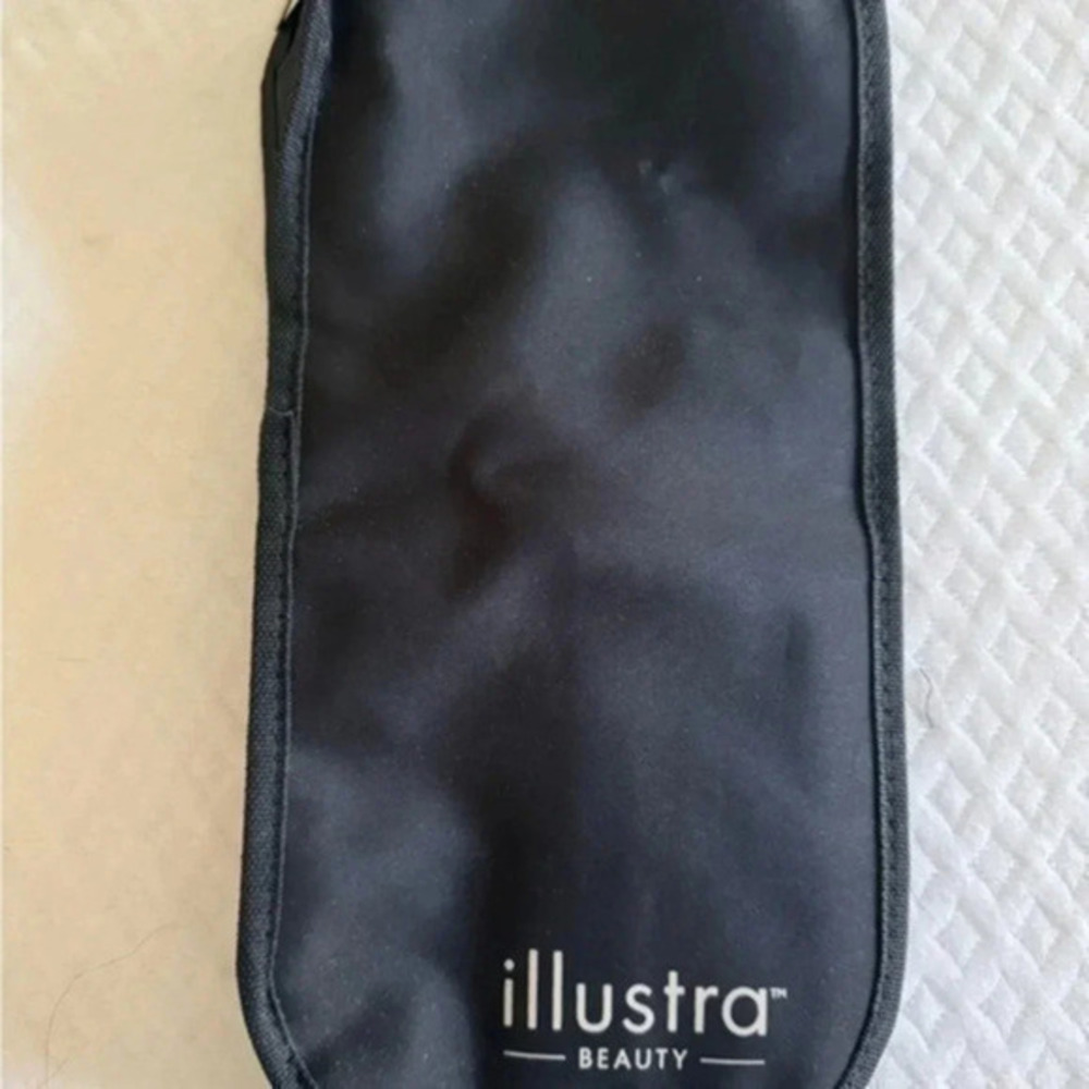 Illustra flat iron/curling iron holder/cooler - Picture 1 of 2